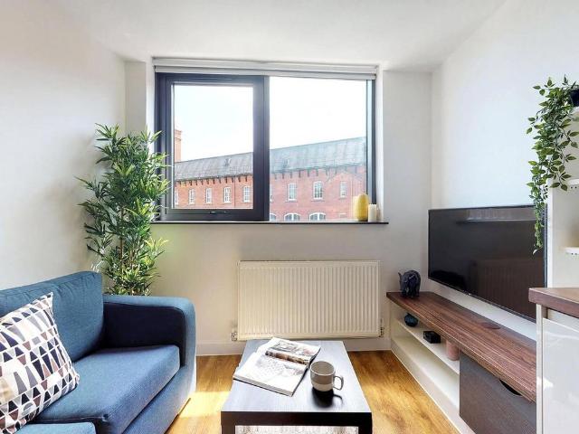 Studio for rent in Woodhouse, West Yorkshire