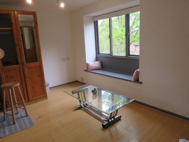 Studio for rent in Studlands Park, Chedburgh