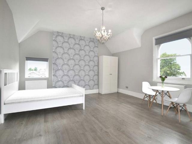 Studio for rent in Blackhills, Surrey