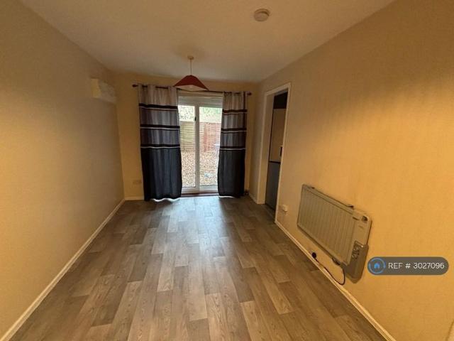 Studio for rent in Milton Keynes