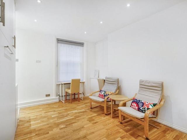 Studio for rent in Pimlico, Greater London