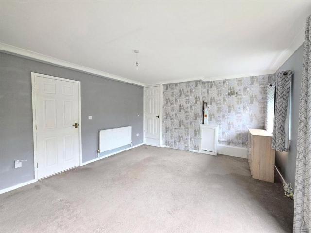 Studio for rent in Rednal, West Midlands