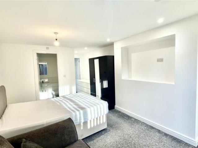 Apartment for rent in Minworth Greaves, Birmingham