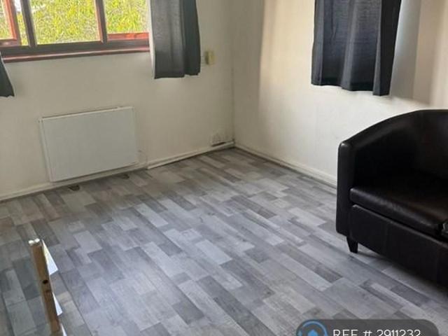 Studio for rent in Arbury, Cambridgeshire