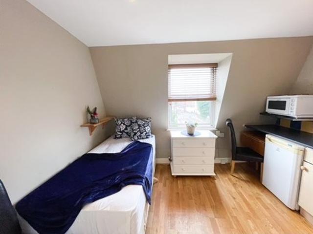 Studio for rent in Notting Hill, Greater London