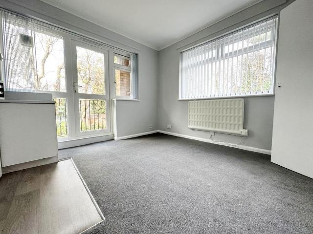 Studio for rent in Crofton, Greater London