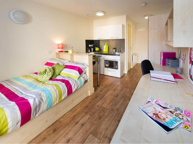 Flat for rent in Elmfield, Leicestershire