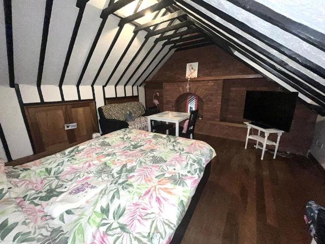 Studio for rent in Stokesby, Norfolk