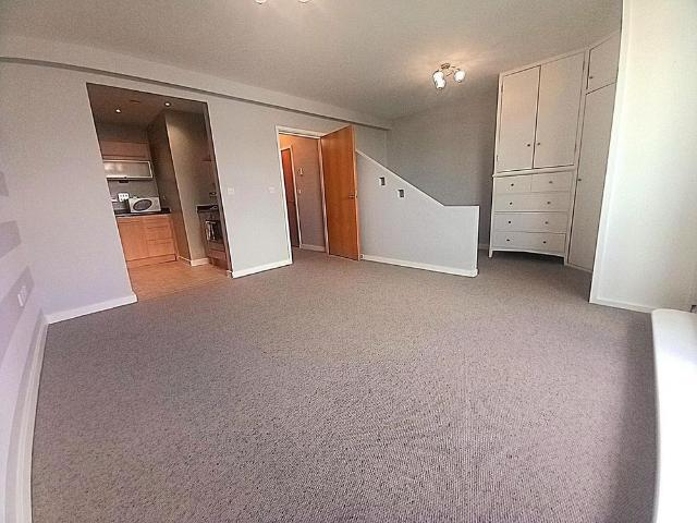 Studio for rent in Midway, Kent