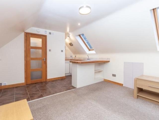 Studio for rent in Evershot, Oxfordshire