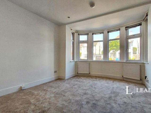 Studio for rent in Alton Barnes, Essex
