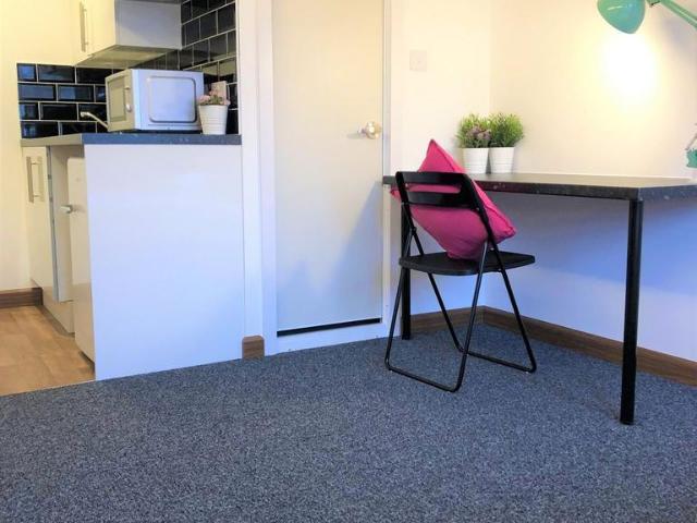 Flat for rent in Canley, West Midlands