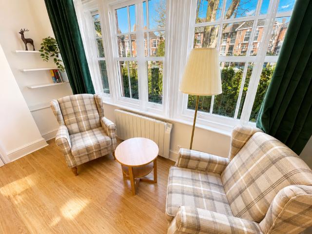 Studio for rent in Mapesbury, Greater London