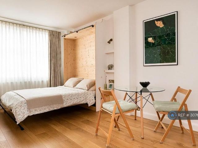 Studio for rent in London Borough of Camden, Greater London