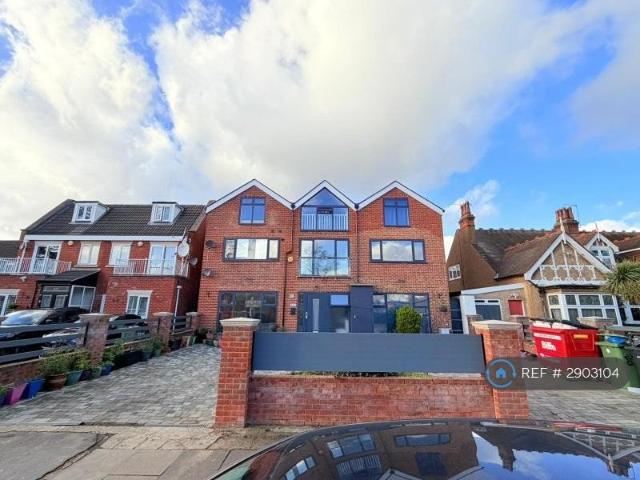 Flat for rent in Barkingside, Isle Of Man