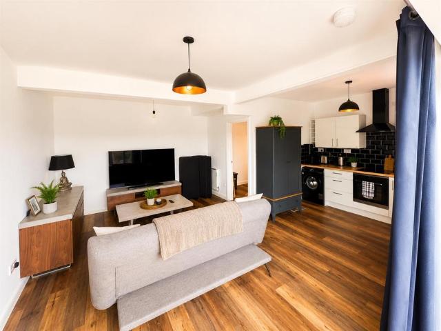 Studio for rent in Hollingdean, Brighton & Hove