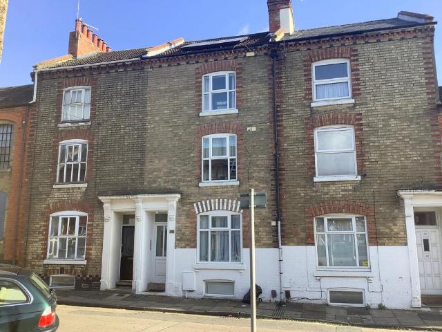 Flat for rent in Phippsville, Northampton