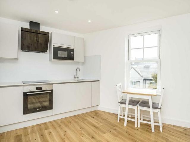 Studio for rent in London Borough of Merton, Greater London