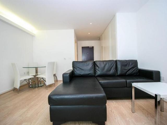 Studio for rent in Ladywood, West Midlands