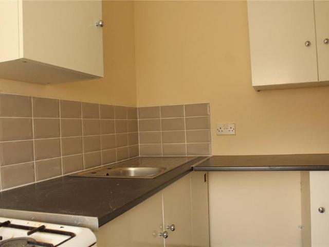 Studio for rent in London Borough of Croydon, Greater London