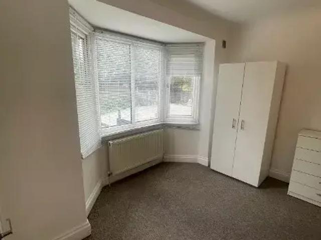Flat for rent in Brent Cross, Greater London
