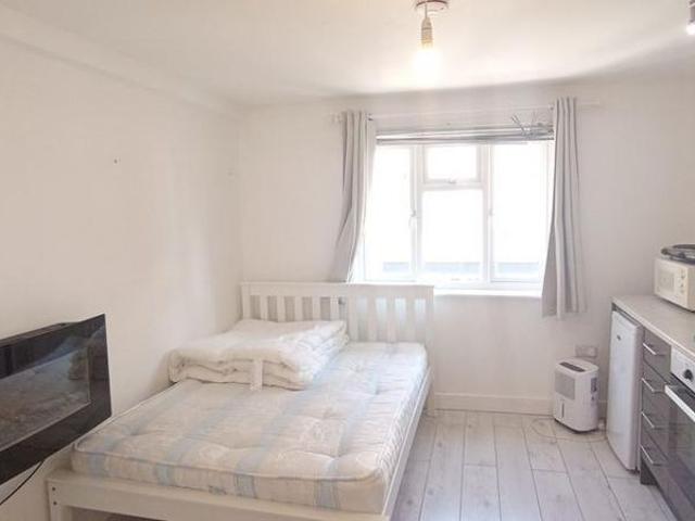 Studio for rent in London Borough of Lewisham, Greater London