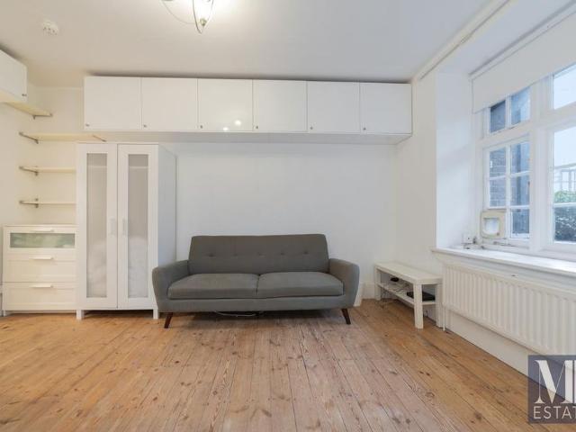 Studio for rent in Highgate, Isle Of Man