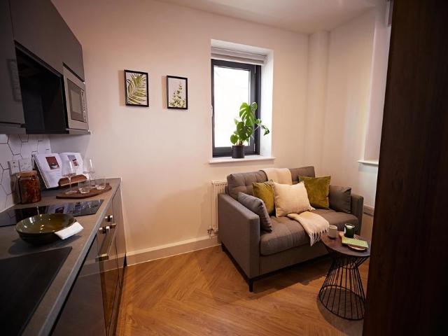 Studio for rent in Woodhouse, West Yorkshire