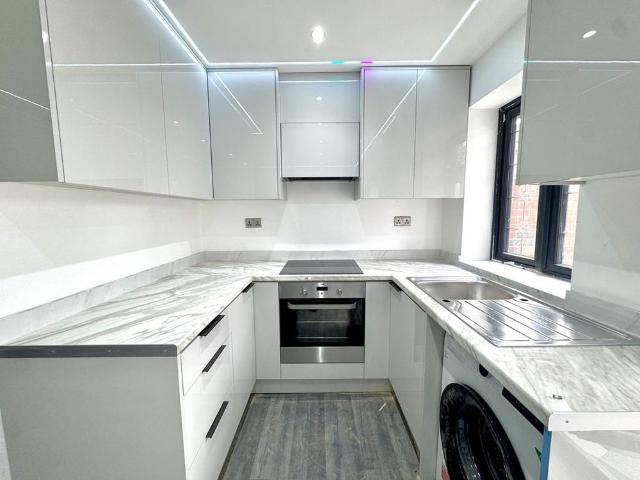 Studio for rent in London Borough of Ealing, Greater London