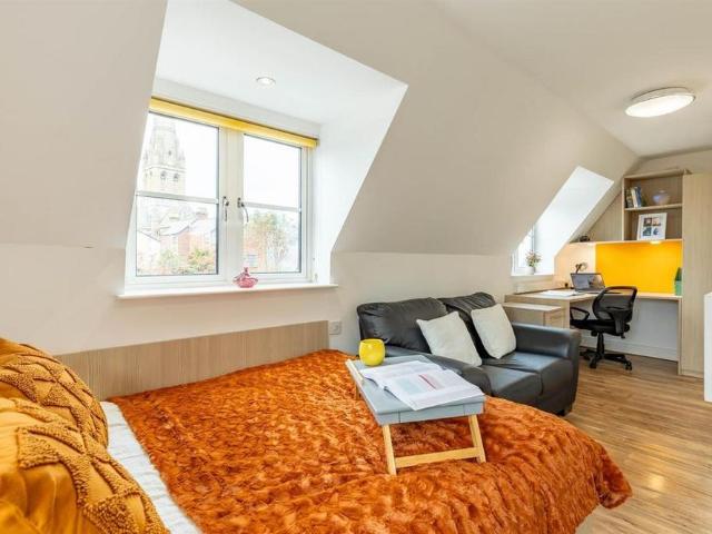 Studio for rent in Watergate, Devon