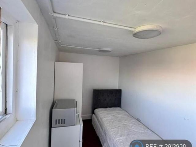 Studio for rent in Essex