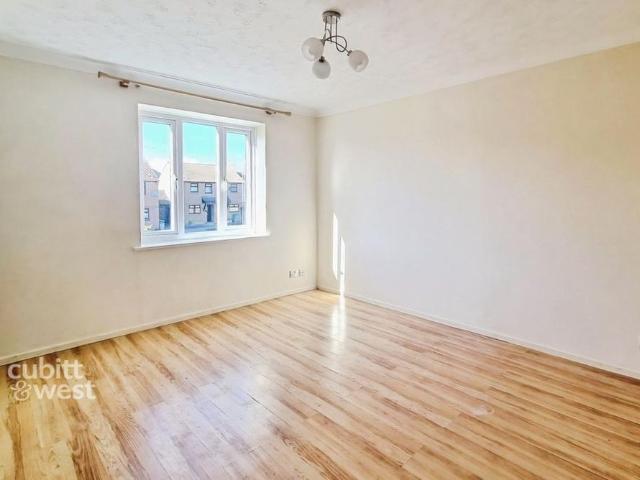 Studio for rent in Barnham and Eastergate, Clapham
