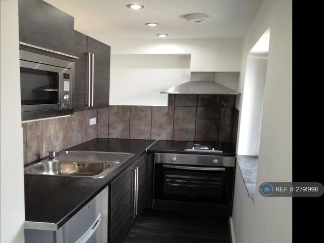Flat for rent in Ball Hill, West Midlands