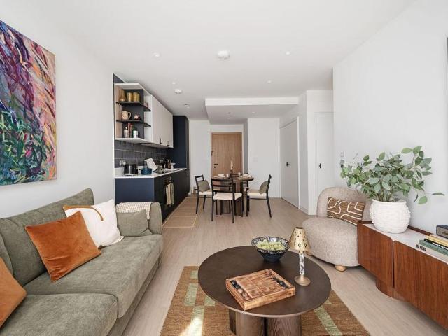 Studio for rent in Tottenham Hale, Greater London