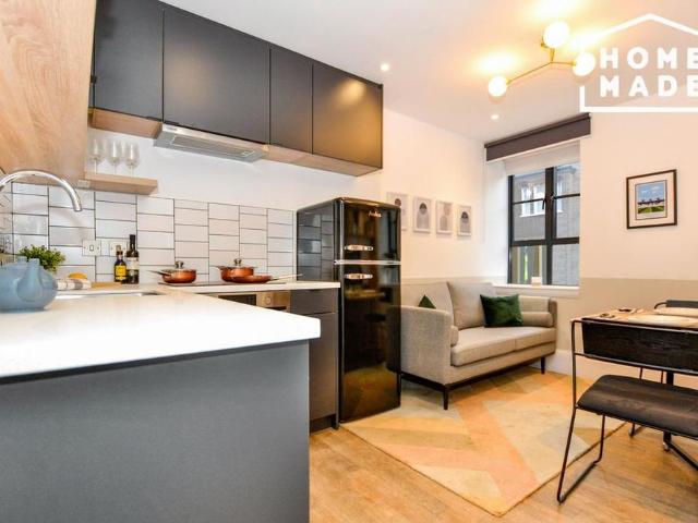 Studio for rent in Dulwich Village, Greater London