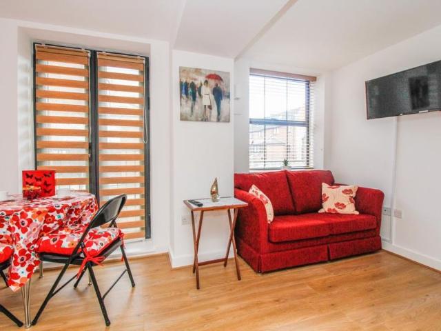 Studio for rent in The Slade, Oxfordshire