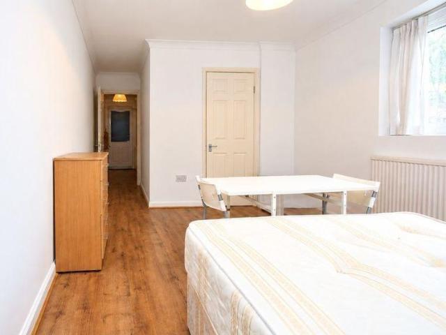 Studio for rent in London Borough of Haringey, Greater London