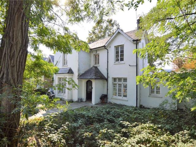 Flat for rent in London Borough of Lewisham, Forest Hill