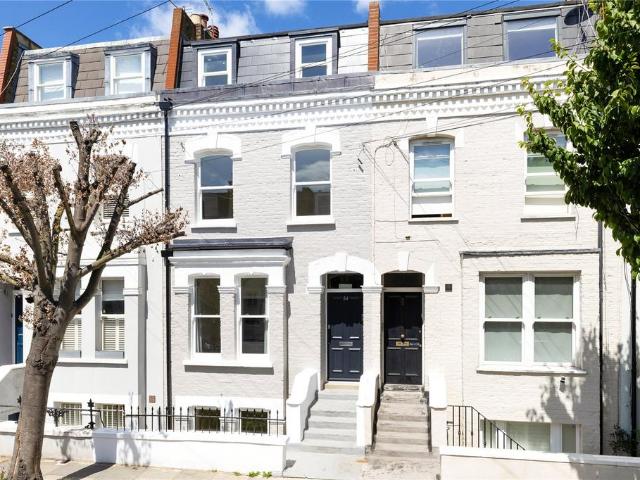 Flat for rent in Fulham, Greater London
