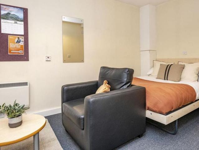 Studio for rent in City Centre, South Yorkshire
