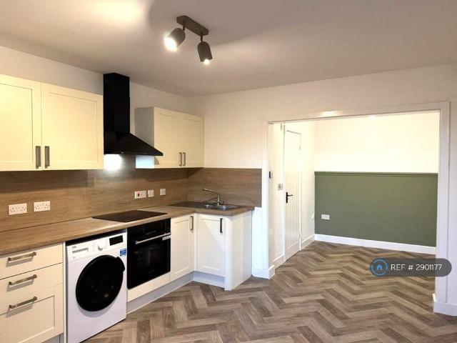 Flat for rent in Knowle, Blackpool