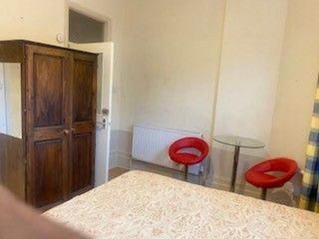 Studio for rent in Streatham, Greater London
