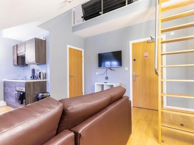 Studio for rent in Haymarket, Newcastle upon Tyne