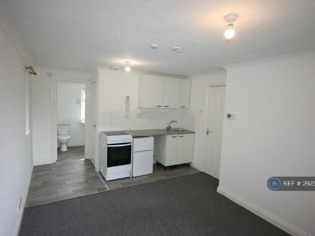 Flat for rent in Harrowden, Bedford