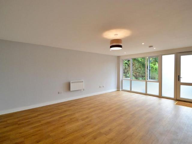 Studio for rent in Springvale, Hampshire