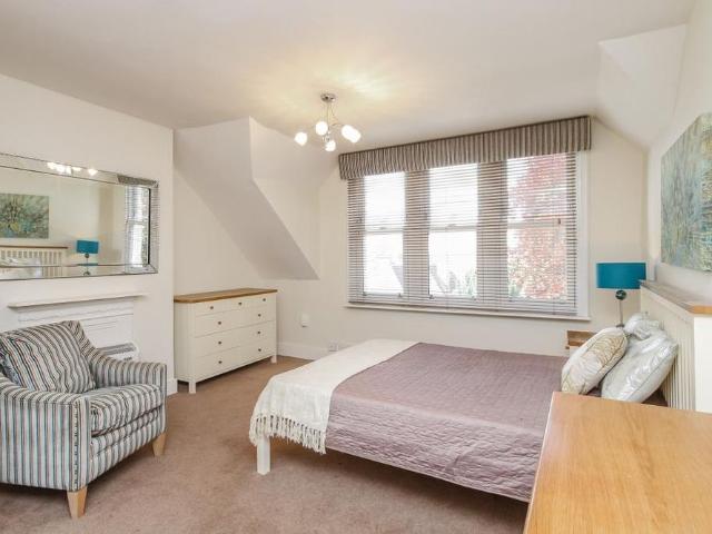 Studio for rent in The Slade, Oxfordshire