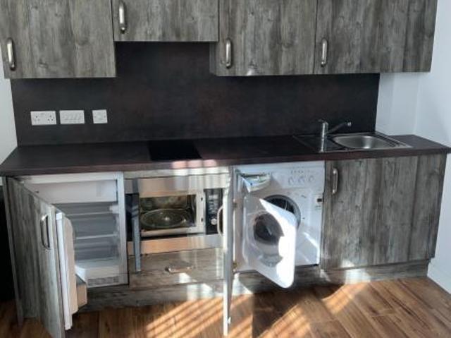 Flat for rent in St Matthew's, Old Wharf