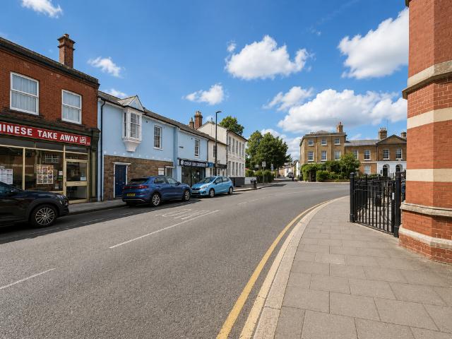Flat for rent in Hertford, Colliers End