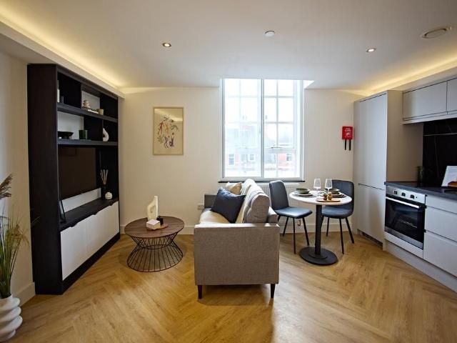 Studio for rent in Leylands, West Yorkshire
