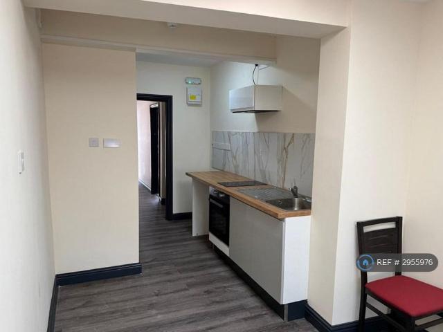 Studio for rent in City Centre, Feckenham